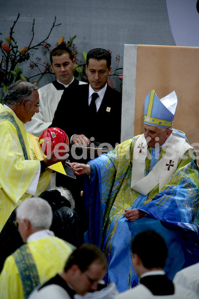 229_Papst_Benedikt_XVI.jpg