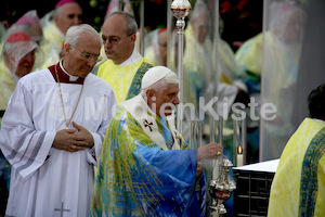237_Papst_Benedikt_XVI.jpg