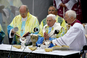 251_Papst_Benedikt_XVI.jpg