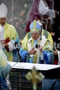 284_Papst_Benedikt_XVI.jpg