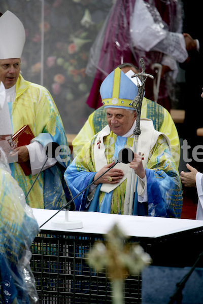 284_Papst_Benedikt_XVI.jpg