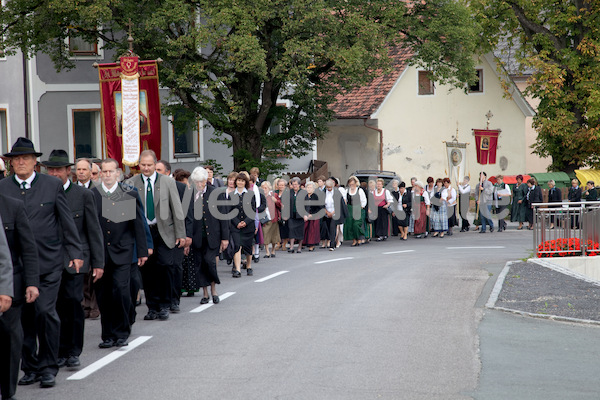 Altarweihe St. Bartholomae-40.jpg