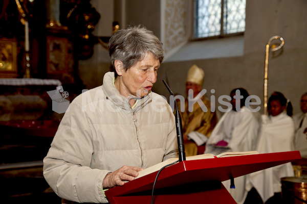 Altarweihe Welsche Kirche Segnung -3701