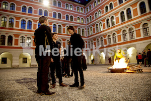 beim Lagerfeuer Gebet um geistliche Berufungen-5778