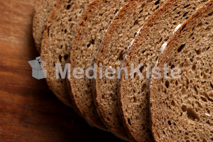 brot.jpg brot.jpg