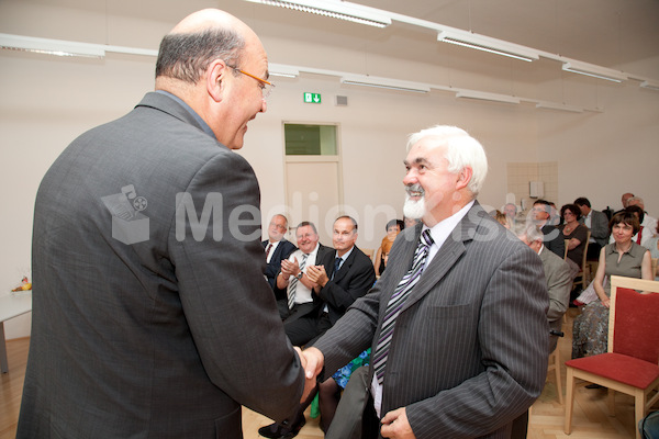 Ehrung Religionslehrer (80 von 101).jpg