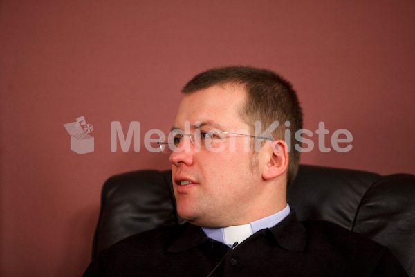 Johannes Freitag Mensch Priester-77.jpg