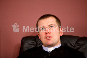 Johannes Freitag Mensch Priester-79.jpg