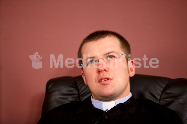 Johannes Freitag Mensch Priester-79.jpg