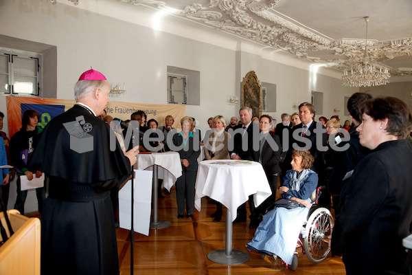 kfb Famileinfastag Suppenessen im Barocksaal-16-2.jpg