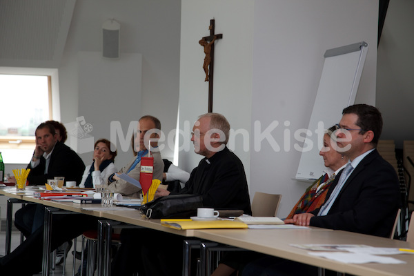 Kirchenpressekonferenz-0208.jpg