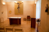 Kreuz, Marienstatue, Altarraum-2.jpg