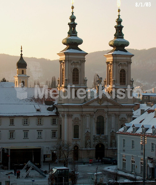 MariahilfKirche_Winter.jpg