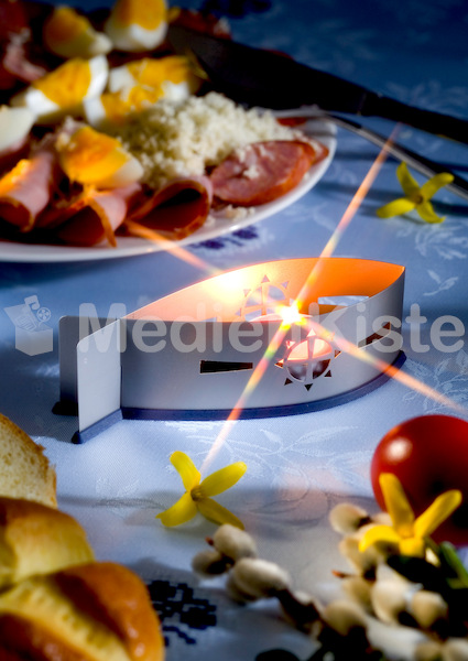 Ostern_Leuchter_2.jpg