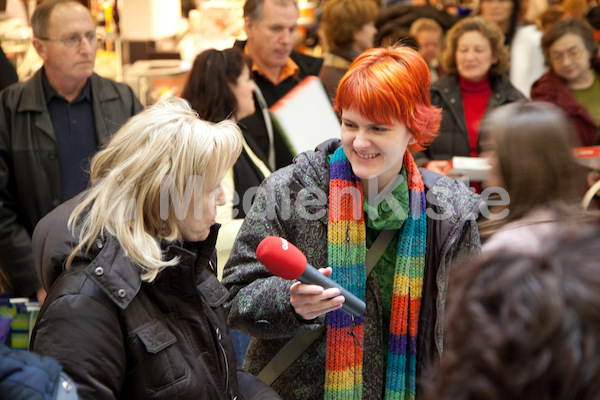 Pfarrer Brei im Citypark Teil 9 (113 von 311).jpg