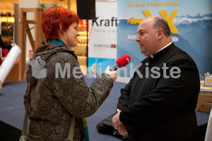 Pfarrer Brei im Citypark Teil 9 (21 von 311).jpg
