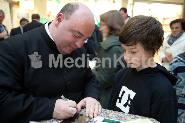 Pfarrer Brei im Citypark Teil 9 (272 von 311).jpg