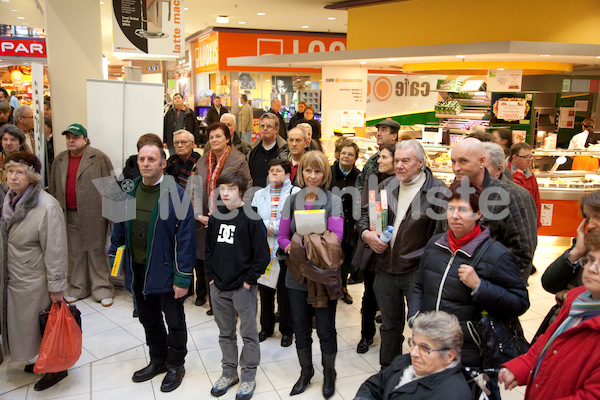 Pfarrer Brei im Citypark Teil 9 (290 von 311).jpg