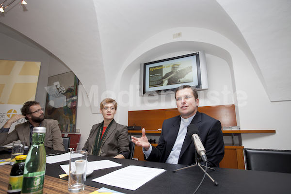 Pressekonferenz Ehrenamt-1004