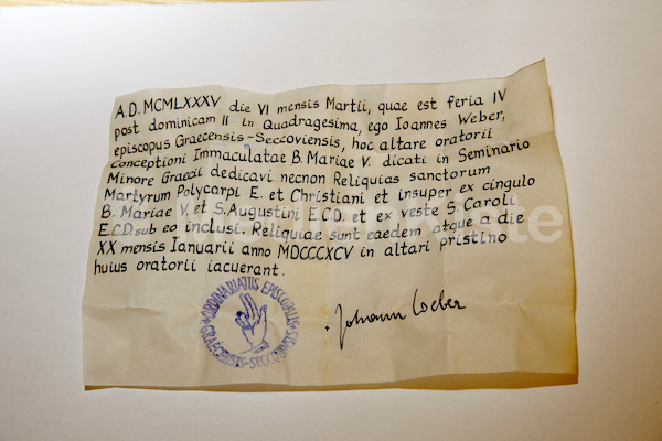 Reliquien im Augustinum Graz-1997