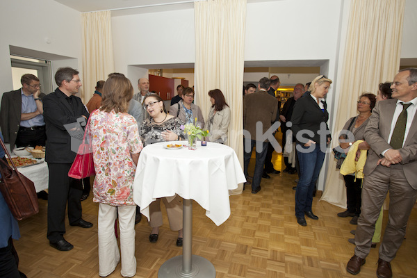 Segnung der neuen Raume im Welthaus Priesterseminar-7446