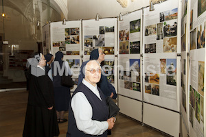 Seite 03 oben links Ordenstag, Ausstellungseroeffnung Orden-8056