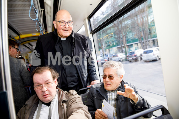 _a_Autofasten_Straßenbahn-5242