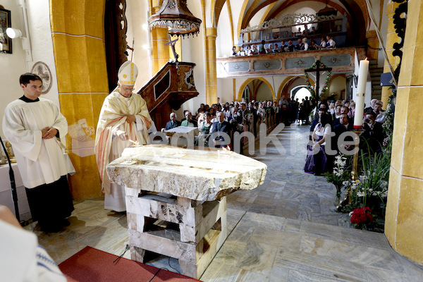 Altarweihe in Kathal-8506