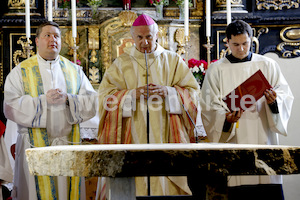 Altarweihe in Kathal weiere Fotos-8415