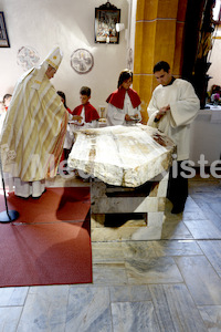 Altarweihe in Kathal weiere Fotos-8495