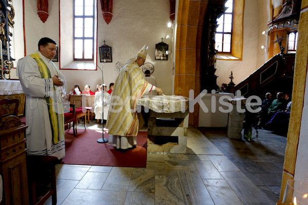 Altarweihe in Kathal weiere Fotos-8499