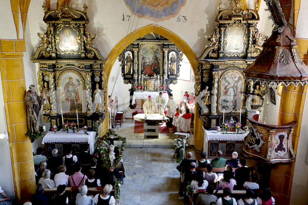 Altarweihe in Kathal weiere Fotos-8547