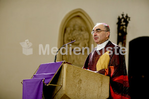 Aschermittwoch_Aschenkreuz_Stadtpfarrkirche-26