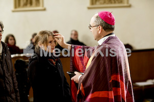 Aschermittwoch_Aschenkreuz_Stadtpfarrkirche-50