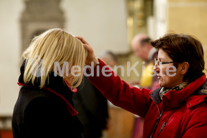 Aschermittwoch_Aschenkreuz_Stadtpfarrkirche-66