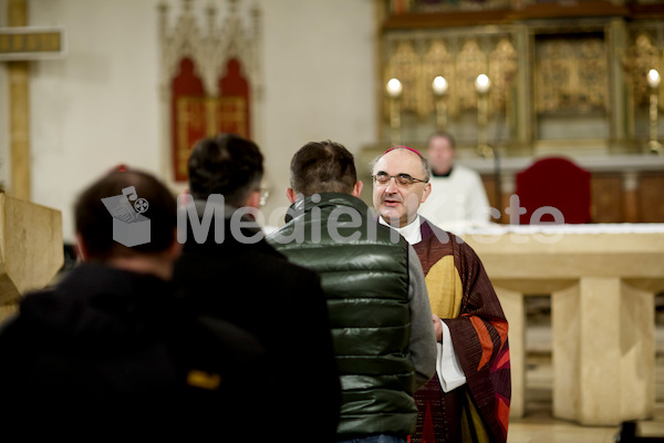 Aschermittwoch_Aschenkreuz_Stadtpfarrkirche-71