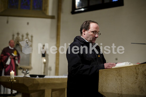 Aschermittwoch_Aschenkreuz_Stadtpfarrkirche-9