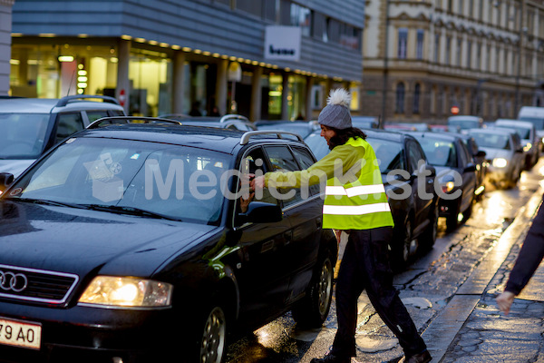 Autofasten_Äpfel_verteilen_F._Neuhold-124