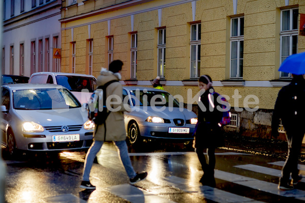 Autofasten_Äpfel_verteilen_F._Neuhold-16