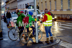 Autofasten_Äpfel_verteilen_F._Neuhold-76