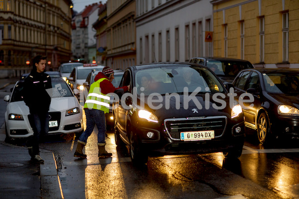 Autofasten_Äpfel_verteilen_F._Neuhold-95