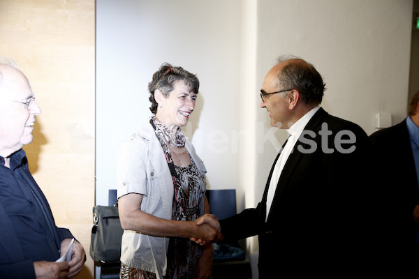 Begräbnisleiter_Dekretverleihung_Foto_Neuhold_4064
