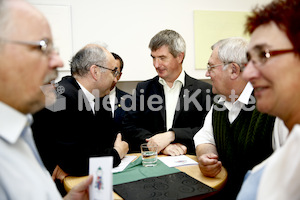 Begräbnisleiter_Dekretverleihung_Foto_Neuhold_4083