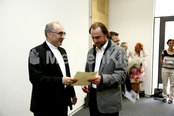 Begräbnisleiter_Dekretverleihung_Foto_Neuhold_4119