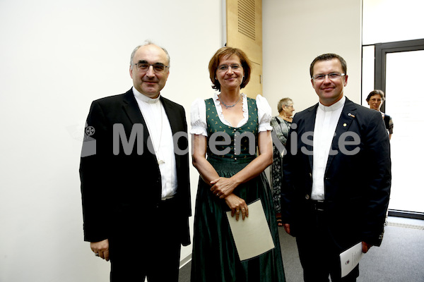 Begräbnisleiter_Dekretverleihung_Foto_Neuhold_4122