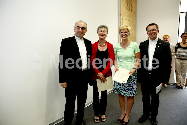 Begräbnisleiter_Dekretverleihung_Foto_Neuhold_4127