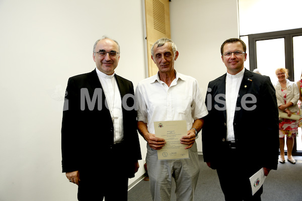 Begräbnisleiter_Dekretverleihung_Foto_Neuhold_4160
