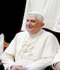 Benedikt XVI (76)