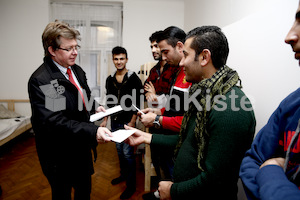 Besuch_bei_Asylanten-1102