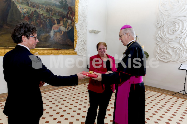Bischofgratulation-3790
